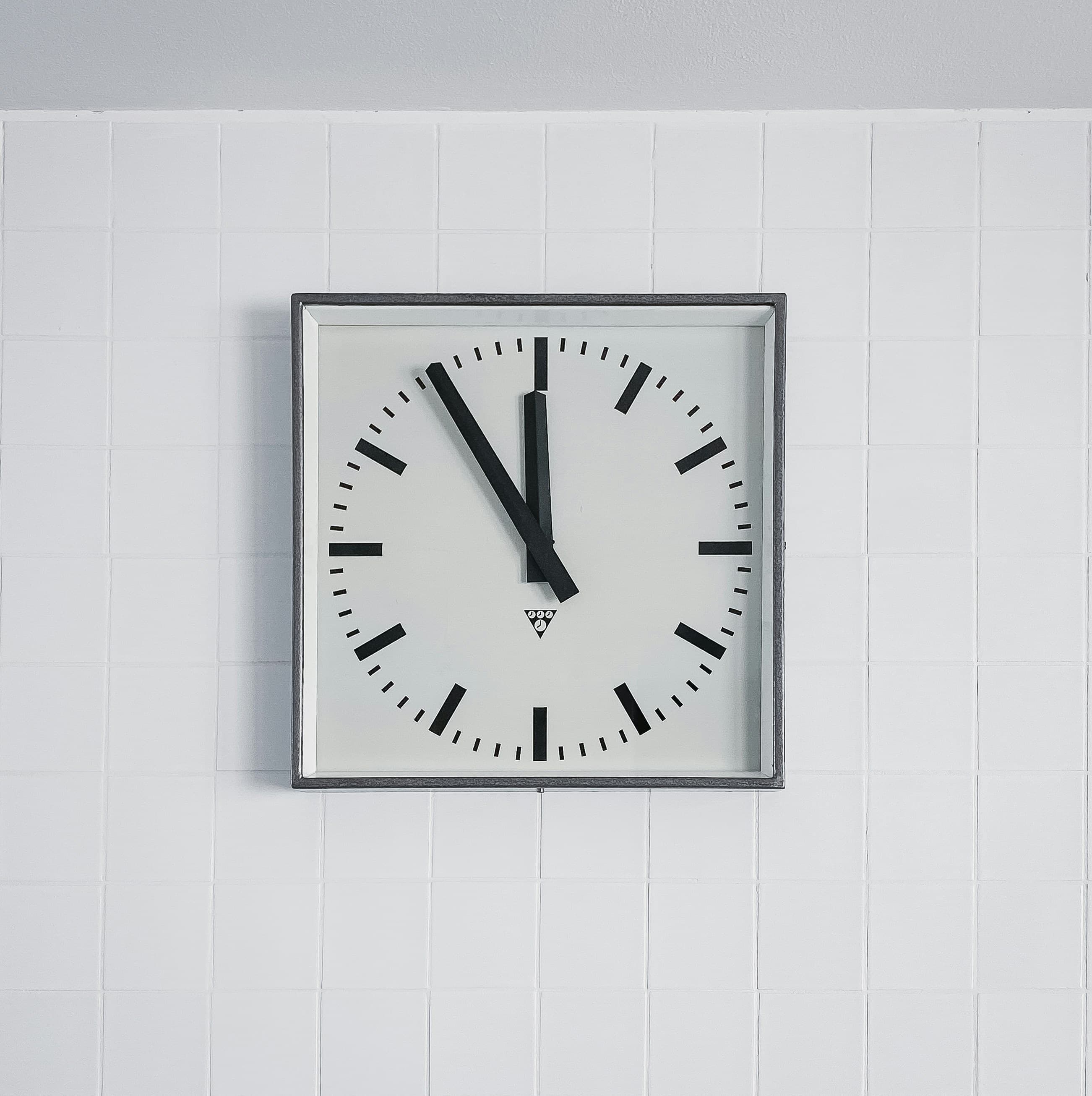 Wall Clocks